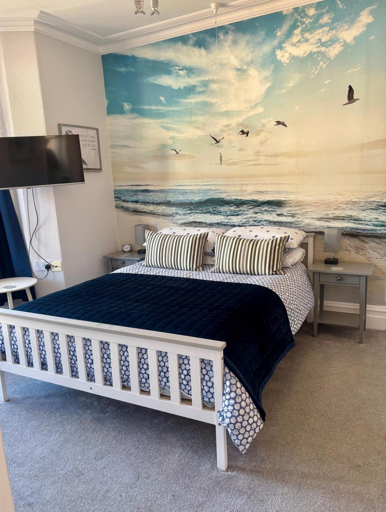 קומב מרטין Channel Vista Guest House מראה חיצוני תמונה